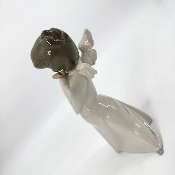 Lladro Angelic Angel Mime Glazed Porcelain Figurine - Picture 7 of 9
